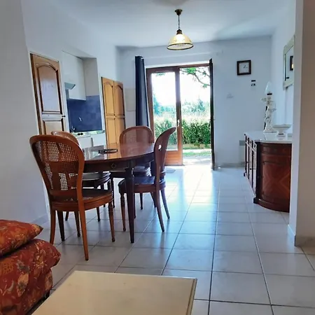 Domaine De Mezeyrac - Laguiole Soulages-Bonneval